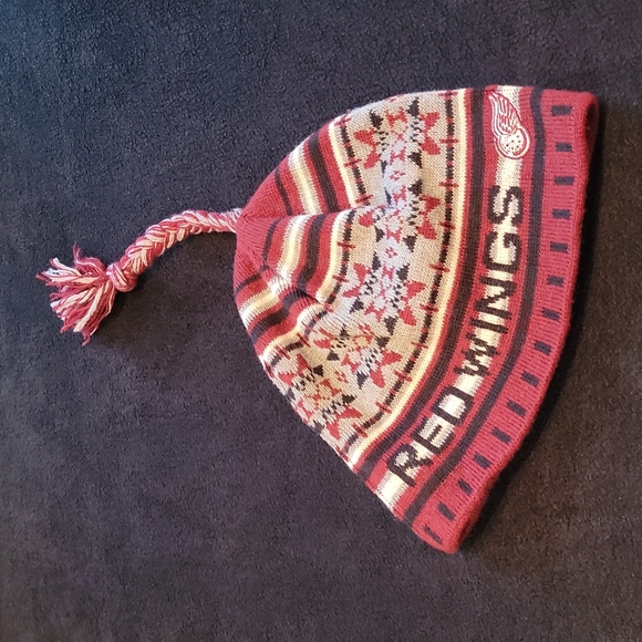 NHL OLD TIME HOCKEY 🏒 Deep Red|White|Gray Embroided Beanie Hat w/Braided Tassel - Picture 1 of 14